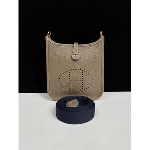 Hermès Women Pre-Loved Bag Very Good Condition